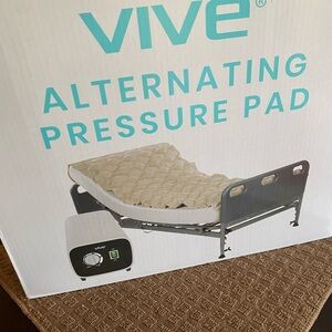 Vive Alternating Pressure Pad